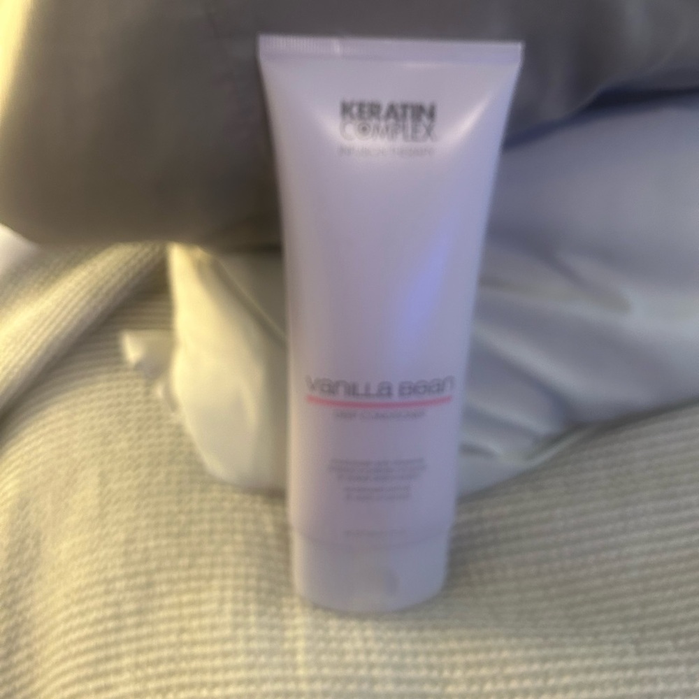 NWT Keratin Complex Vanilla Bean Deep Conditioner